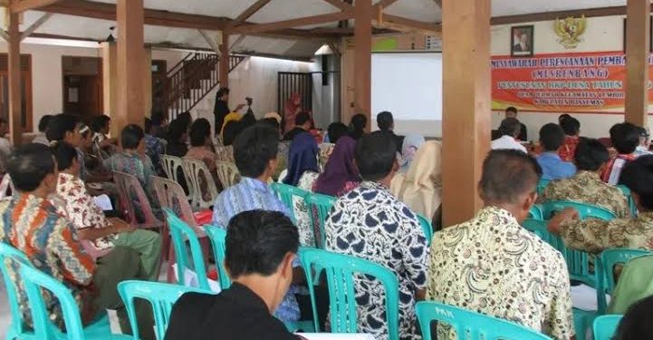 Musyawarah Desa (Desa) bertujuan untuk mendata, memverifikasi dan memvalidasi angka kemiskinan ekstrim dan penerima bantuan sosial
