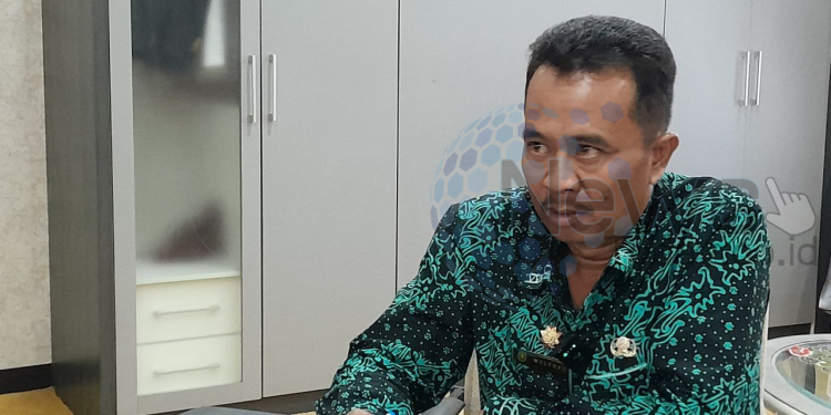 Mulyono mengatakan dalam mengantisipasi hal tersebut, Pemkab membuat program bagi anak yang putus sekolah agar tetap bisa menempuh pendidikan.