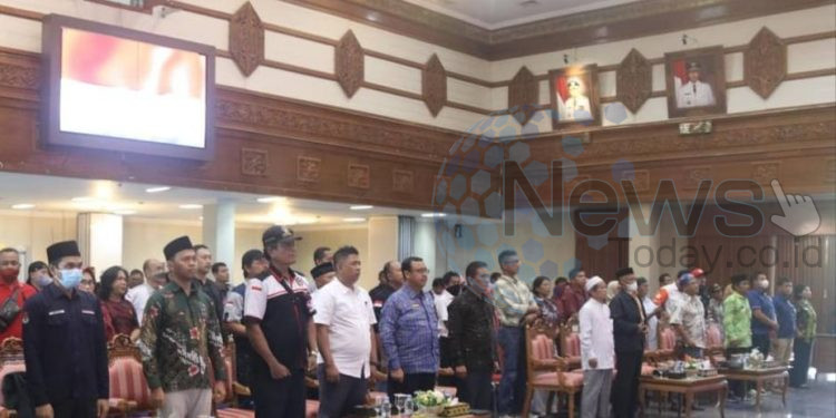 Sosialisasi itu mengundang sejumlah Organisasi Masyarakat (Ormas) di Kutim yang digelar di ruang Meranti Kantor Bupati Kutim dengan tema kegiatan 'Peran Organisasi Kemasyarakatan Dalam Suksesnya Pemilu dan Pilkada Serentak 2024'