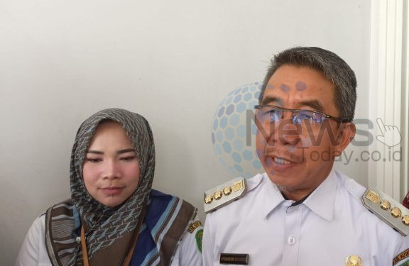 Bantuan perlindungan itu diberikan oleh Pemerintah Provinsi Kalimantan Timur (Kaltim) bersama Badan Penyelenggara Jaminan Sosial (BPJS) Ketenagakerjaan dalam program pemberian perlindungan 100 ribu pekerja rentan di wilayah Kaltim.