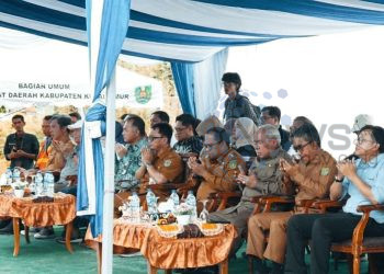Warga Kutai Timur (Kutim) mendapat bantuan berupa pembangunan 27 unit rumah layak huni
