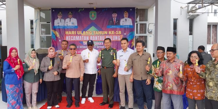 Rantau Pulung Rayakan HUT ke-18, Bupati Ardiansyah Harap Terus Berkembang
