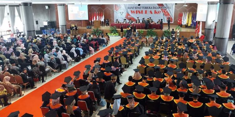 Bupati Kutim Apresiasi Capaian STIENUS dan Dorong Pengembangan Potensi Daerah
