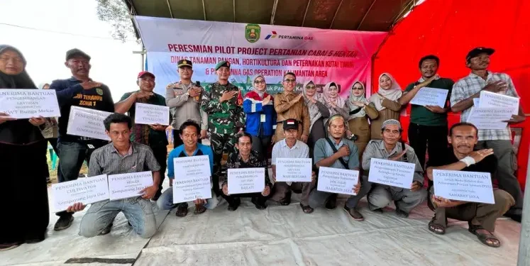 Bupati Kutim Resmikan Pilot Project Tanaman Cabai 5 Hektare di Desa Martadinata