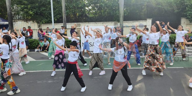 Otorita IKN Gaet Perhatian Masyarakat dengan Flashmob Seru di Bundaran Hotel Indonesia