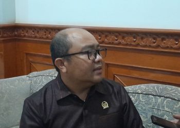 Anggota Komisi A DPRD Kabupaten Kutai Timur, dr. Novel Tyty Paembonan