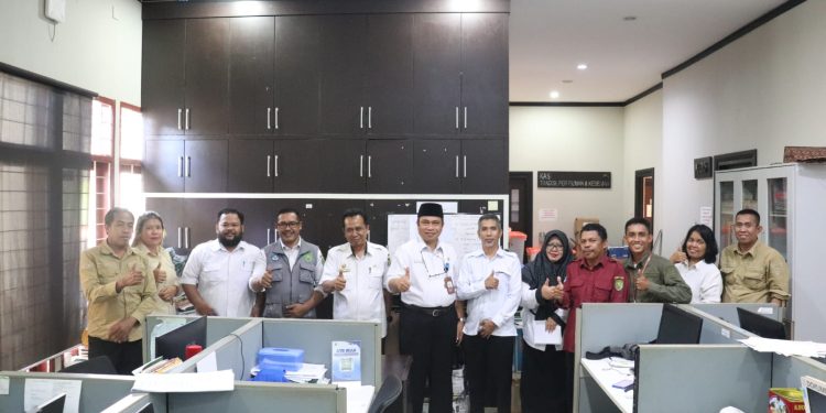 Pisah Sambut Kabid Pembinaan PAUD dan PNF,  Kadisdik Kutim Ucapkan Selamat Achmad Junaidi Jadi Kadis PPKB