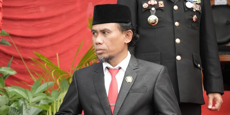 Ketua DPRD Kutim: Lulusan Ekonomi Bisa Jadi Tenaga Penggerak Baru Bagi Dunia Usaha