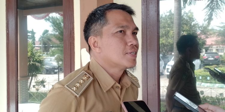 Elektrifikasi Batu Ampar Terkendala Anggaran Pusat: Tiga Desa Sudah Terang, Empat Lainnya Menanti Giliran